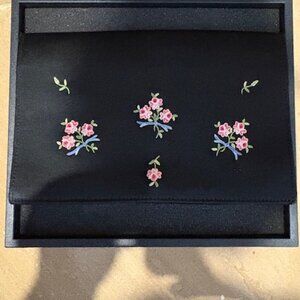 Vintage Chunn Paris Handmade in France Black Silk with Floral Embroidery Clutch